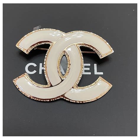 chanel cc logo gold tone metal black square keyfob|CHANEL Signs & Symbols Fashion Brooches & Pins .